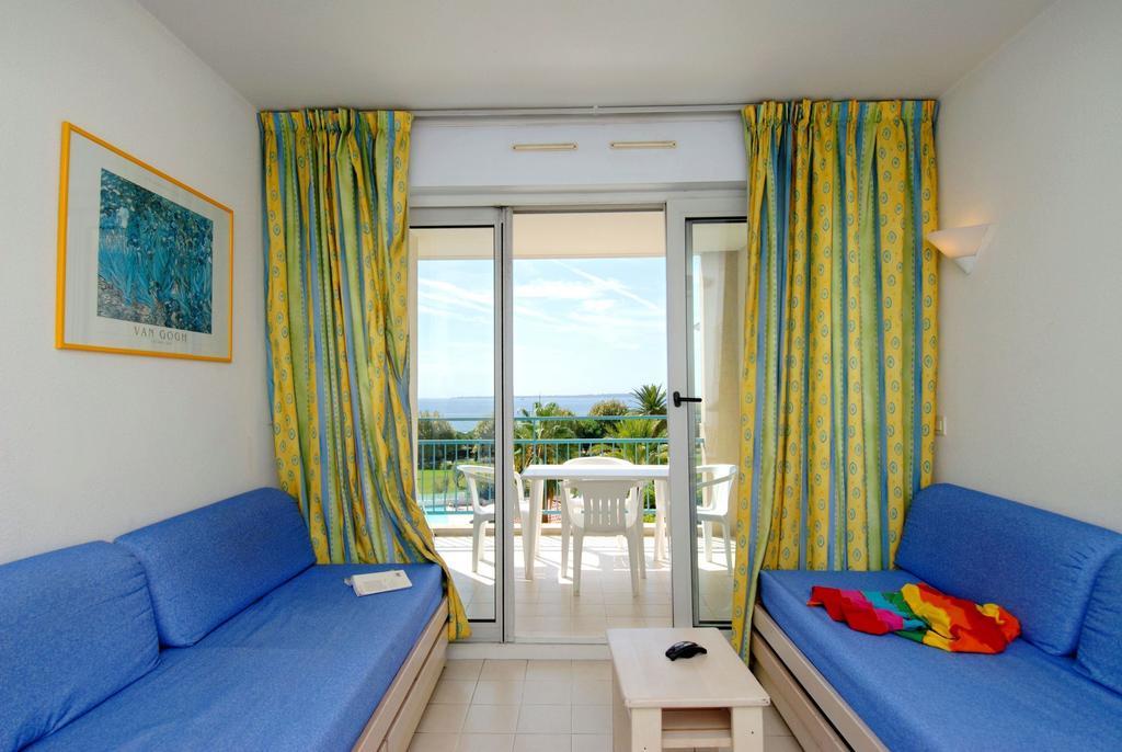 Junior Suite with Balcony and lateral village view,685713933:JPEG